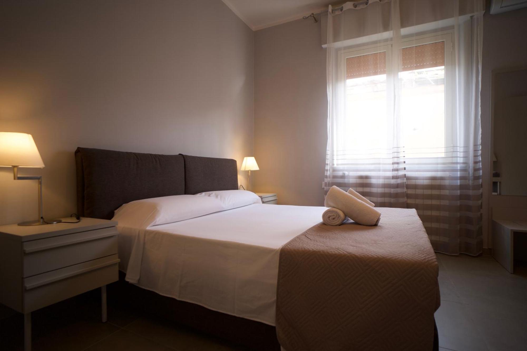 Donna Franca Rooms And Suite باليرمو المظهر الخارجي الصورة
